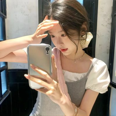 秘密电台海报